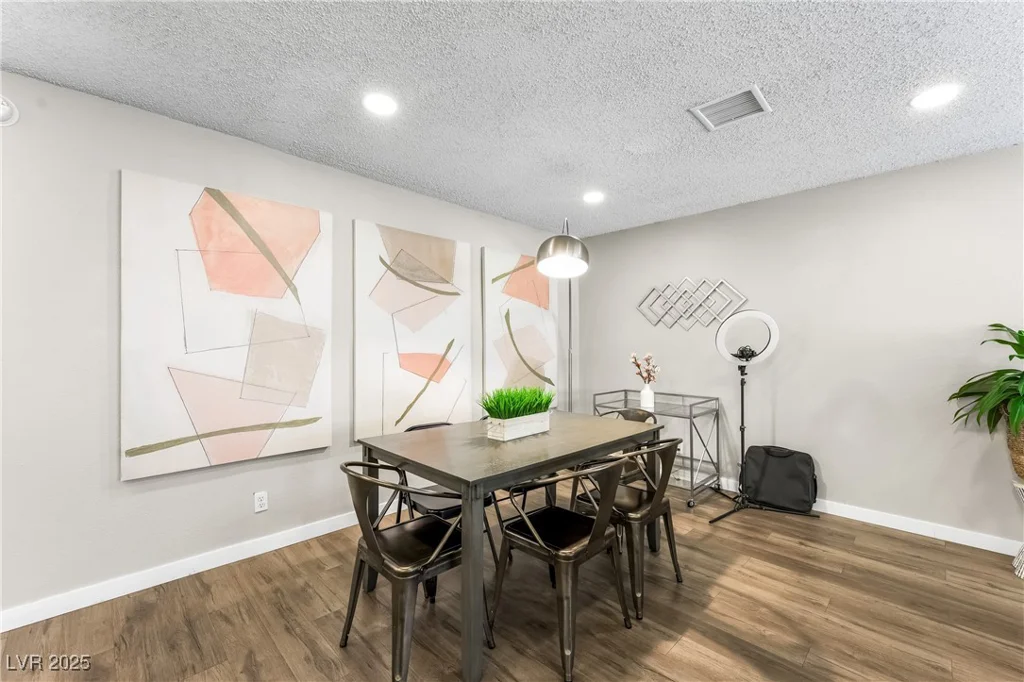 6121 Dayton, Las Vegas, NV 89107