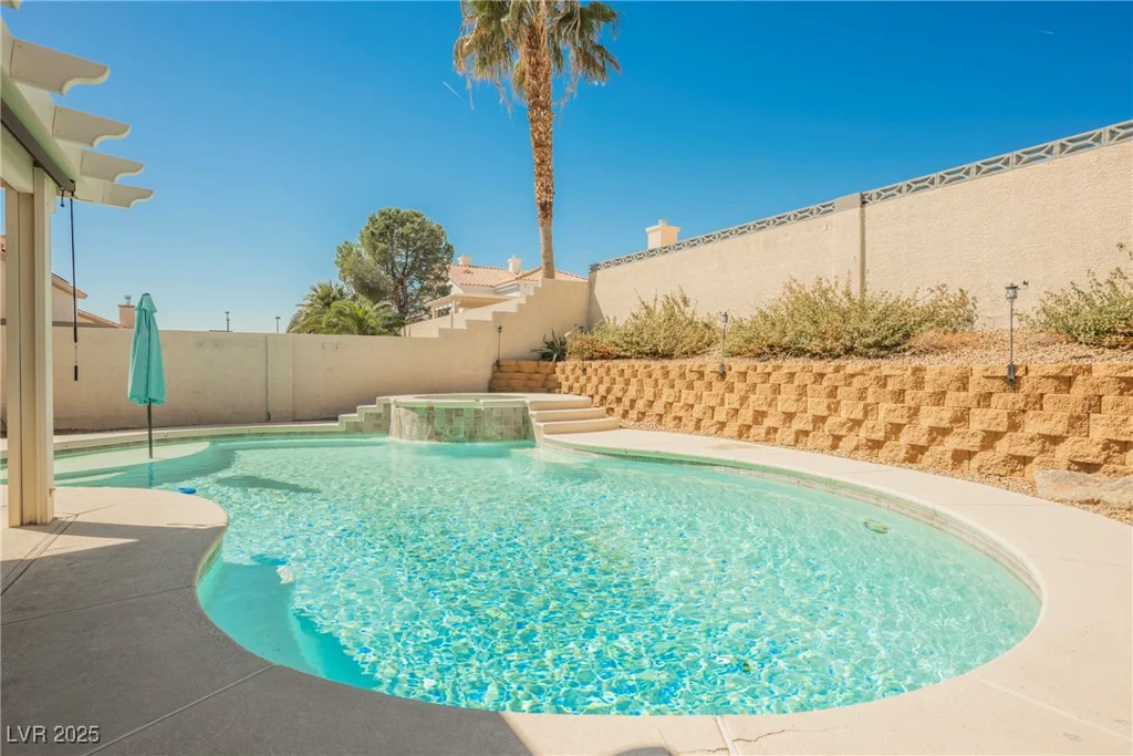 3961 Equinox, Las Vegas, NV 89147