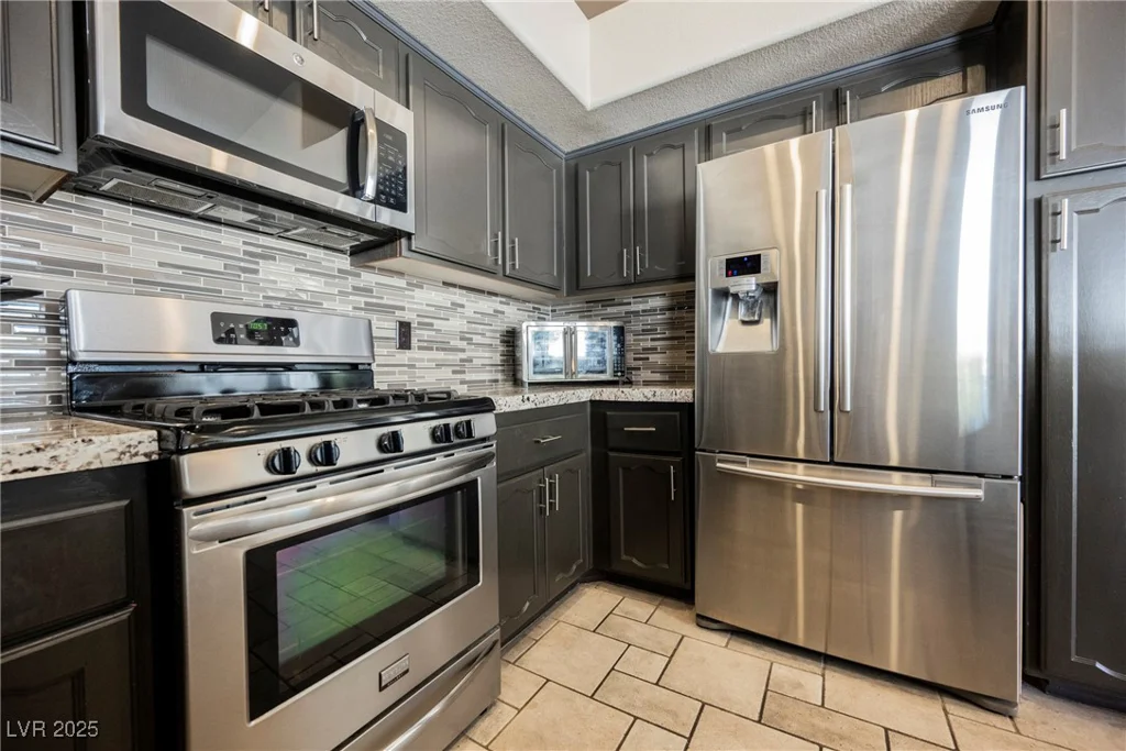 3961 Equinox, Las Vegas, NV 89147
