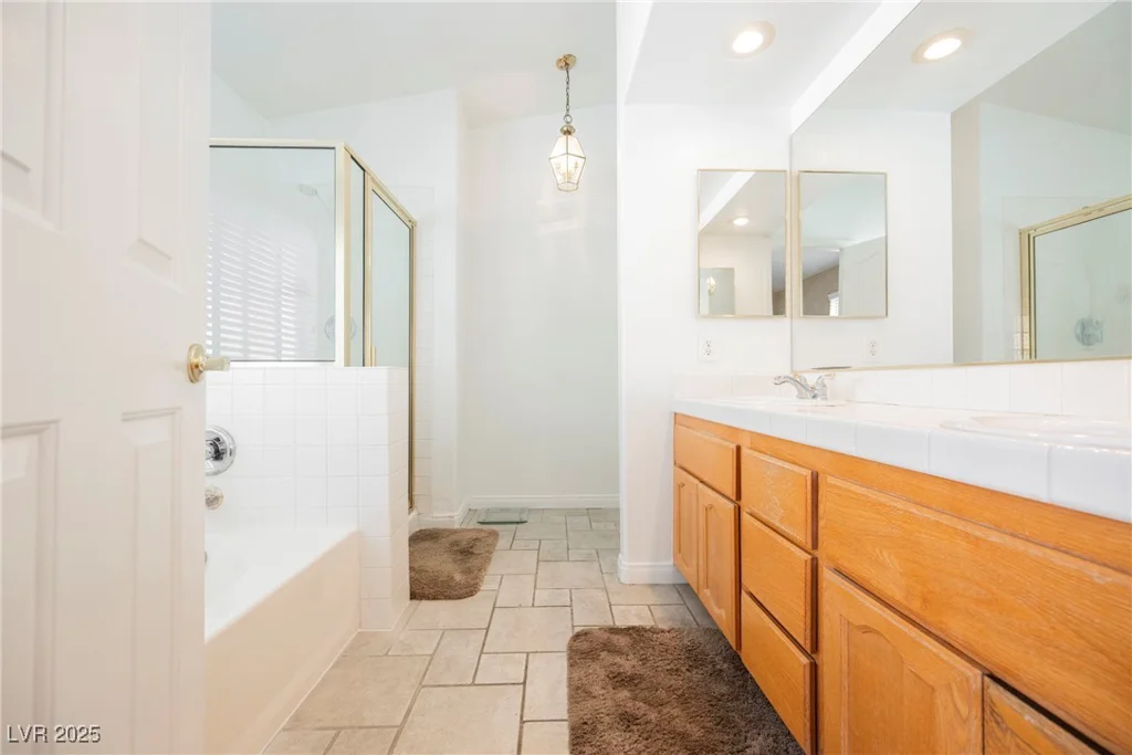 3961 Equinox, Las Vegas, NV 89147