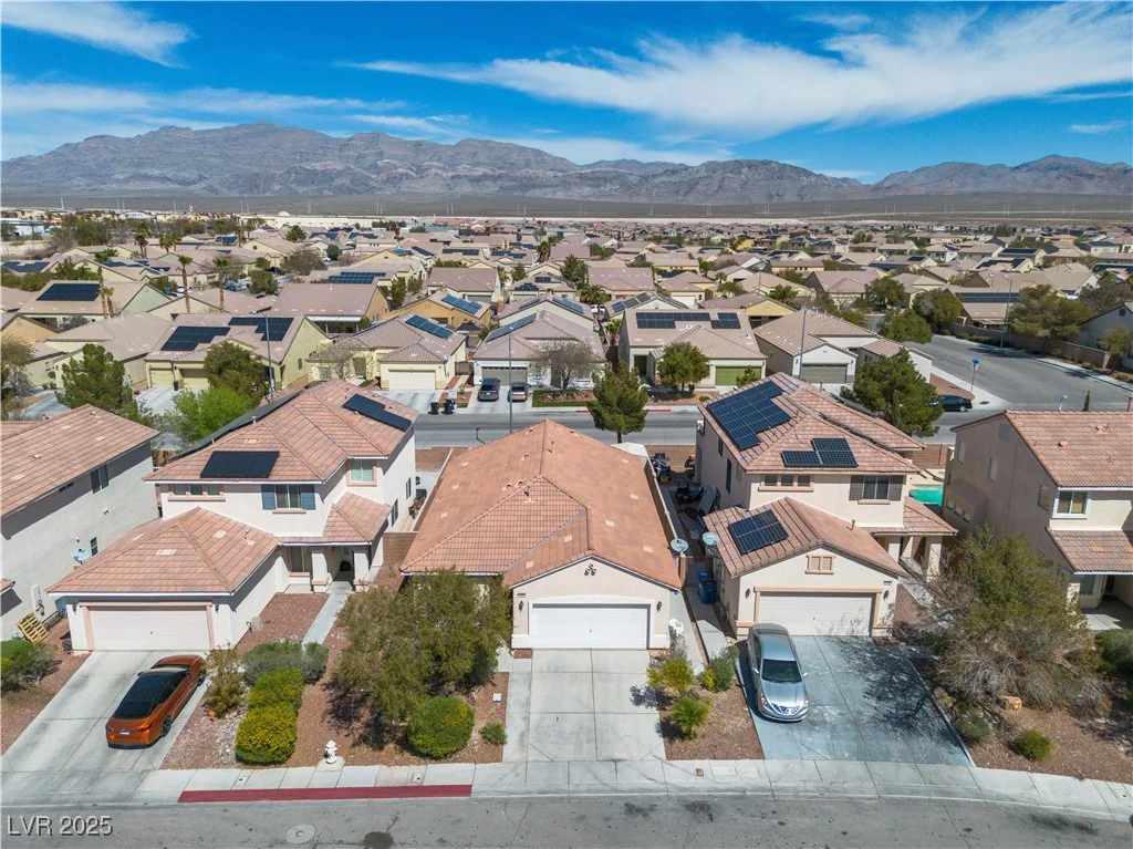 1016 Echo Beach, North Las Vegas, NV 89086