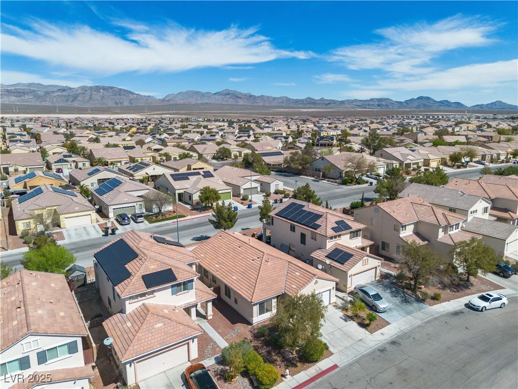 1016 Echo Beach, North Las Vegas, NV 89086