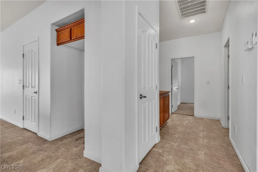 1016 Echo Beach, North Las Vegas, NV 89086