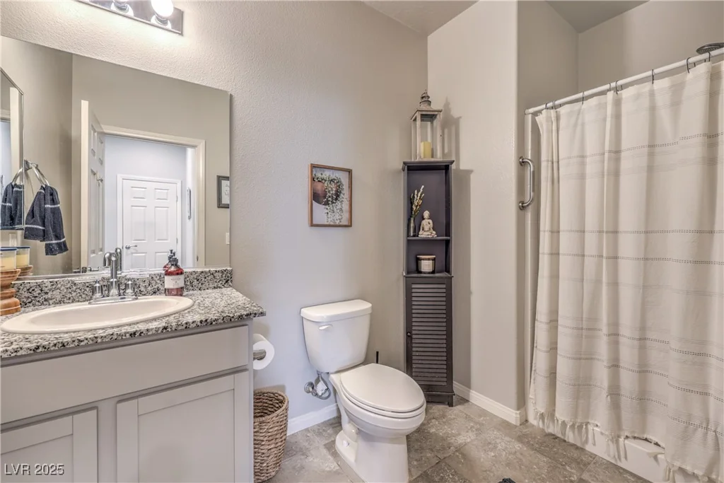 4442 Solitude Falls, North Las Vegas, NV 89084