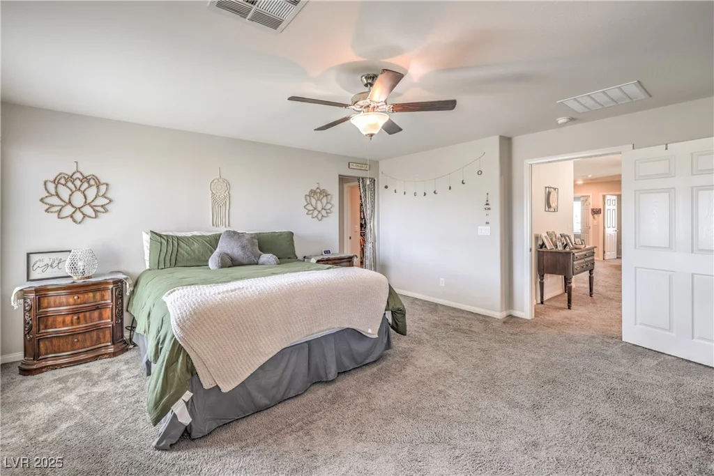 4442 Solitude Falls, North Las Vegas, NV 89084