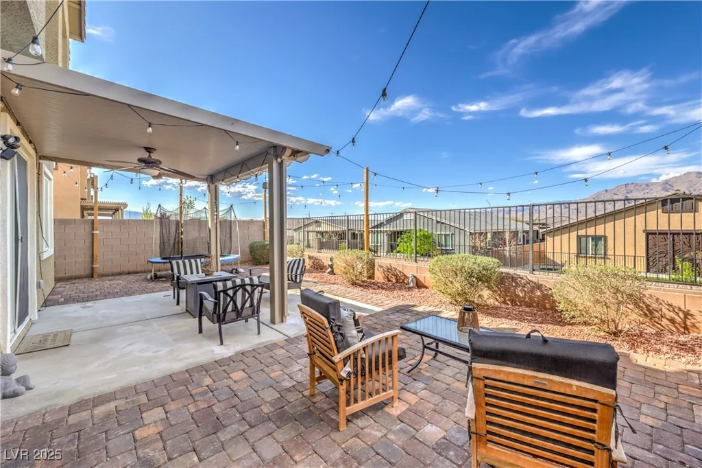 4442 Solitude Falls, North Las Vegas, NV 89084