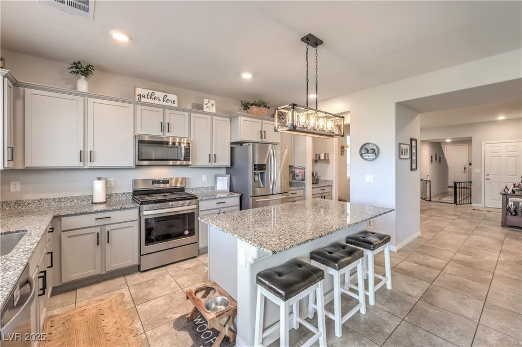 4442 Solitude Falls, North Las Vegas, NV 89084