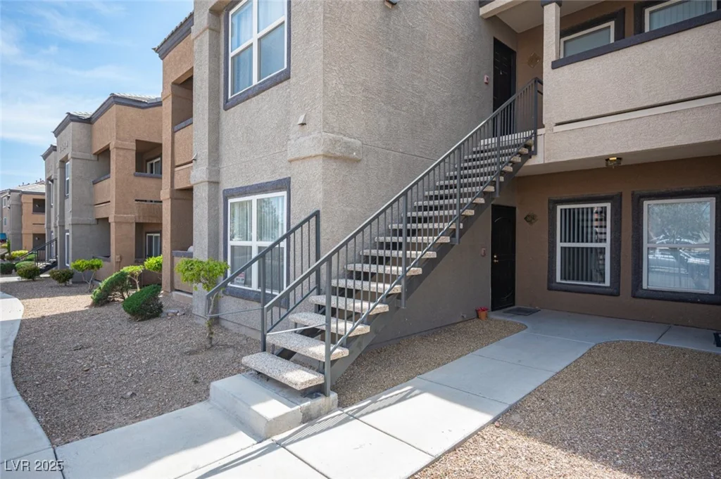 6650 Warm Springs, Las Vegas, NV 89118