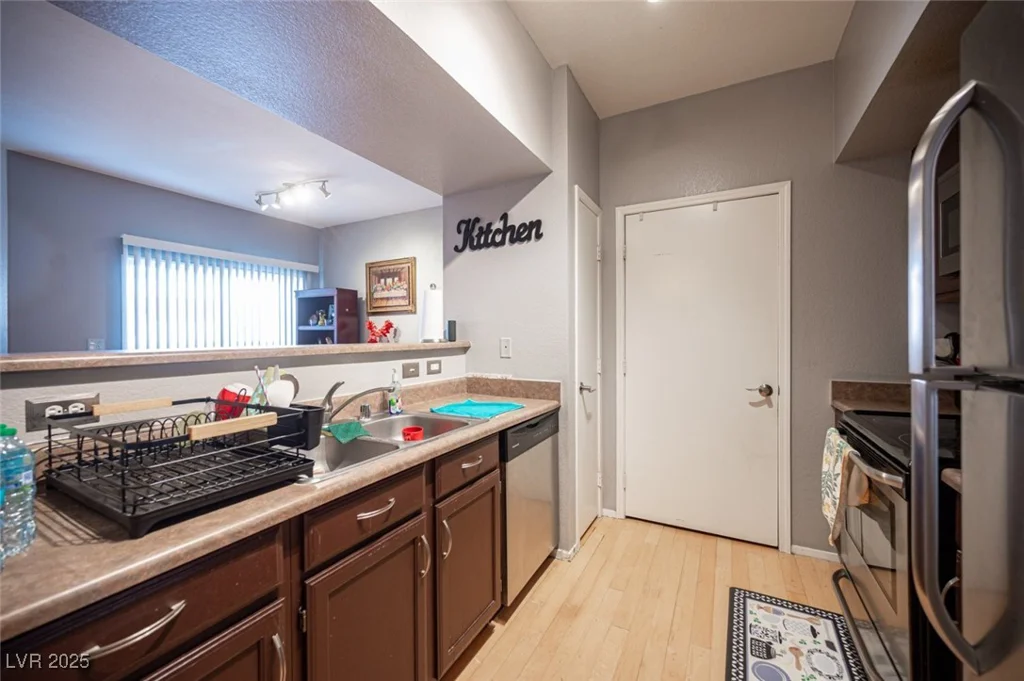 6650 Warm Springs, Las Vegas, NV 89118