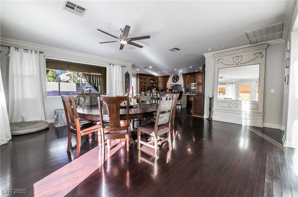 3041 Hammerwood, Las Vegas, NV 89135