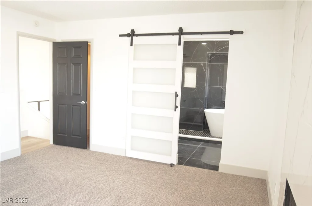 8101 Spur, Las Vegas, NV 89145