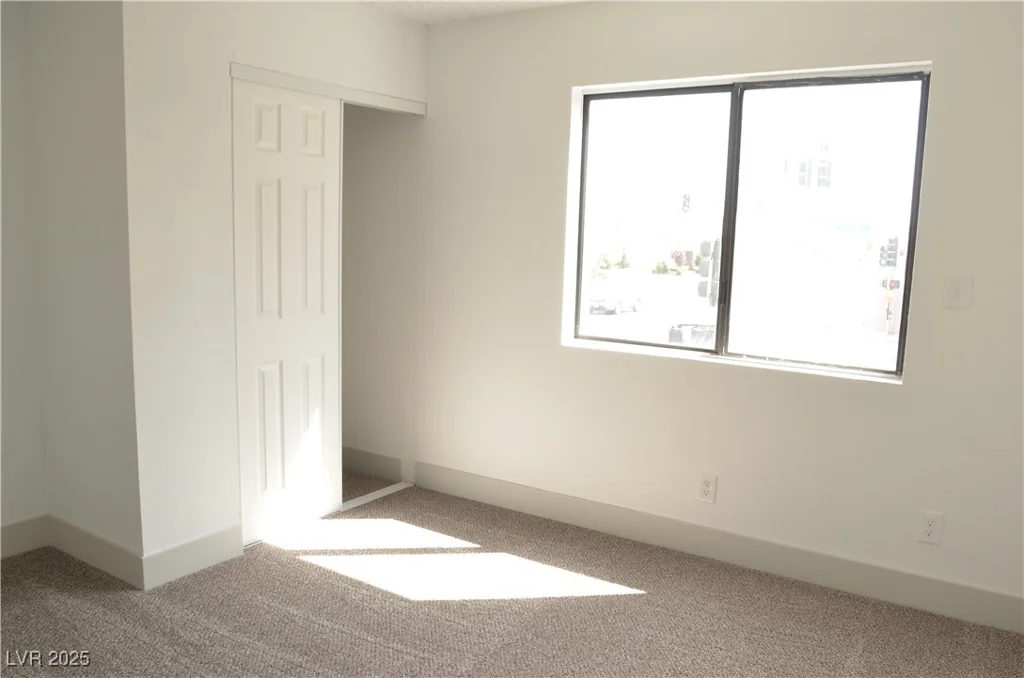 8101 Spur, Las Vegas, NV 89145