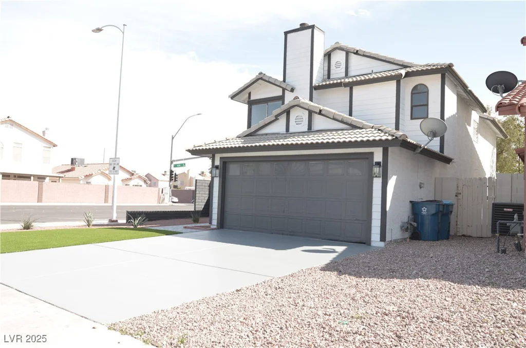 8101 Spur, Las Vegas, NV 89145