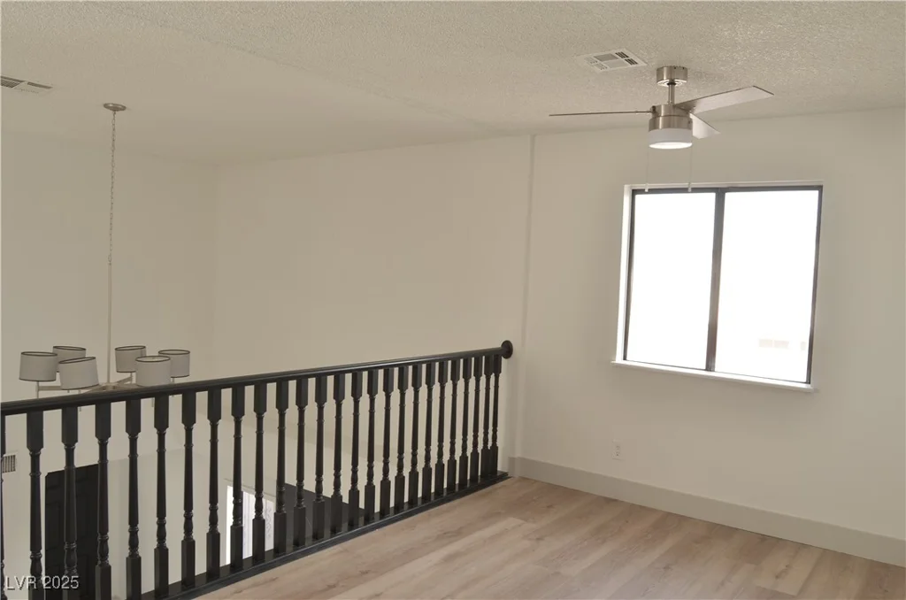 8101 Spur, Las Vegas, NV 89145