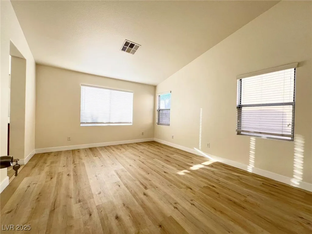 5829 Aqua Verde, North Las Vegas, NV 89031