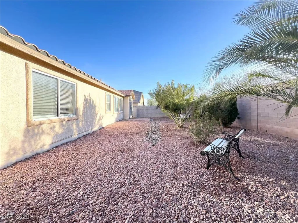 5829 Aqua Verde, North Las Vegas, NV 89031