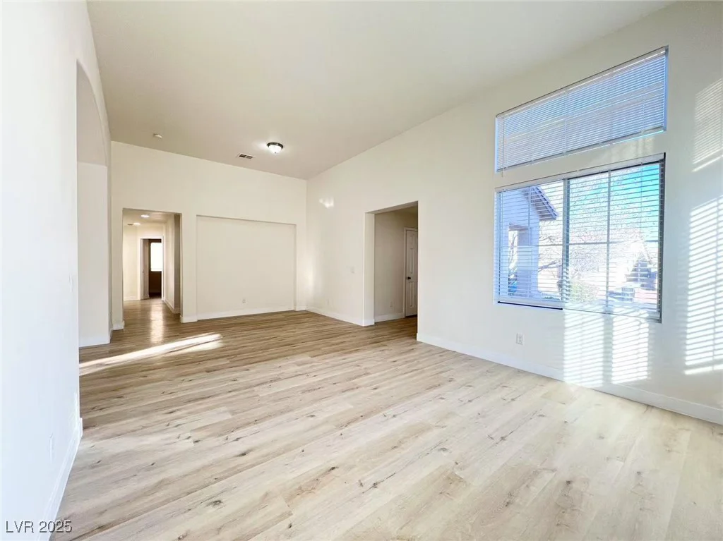 5829 Aqua Verde, North Las Vegas, NV 89031