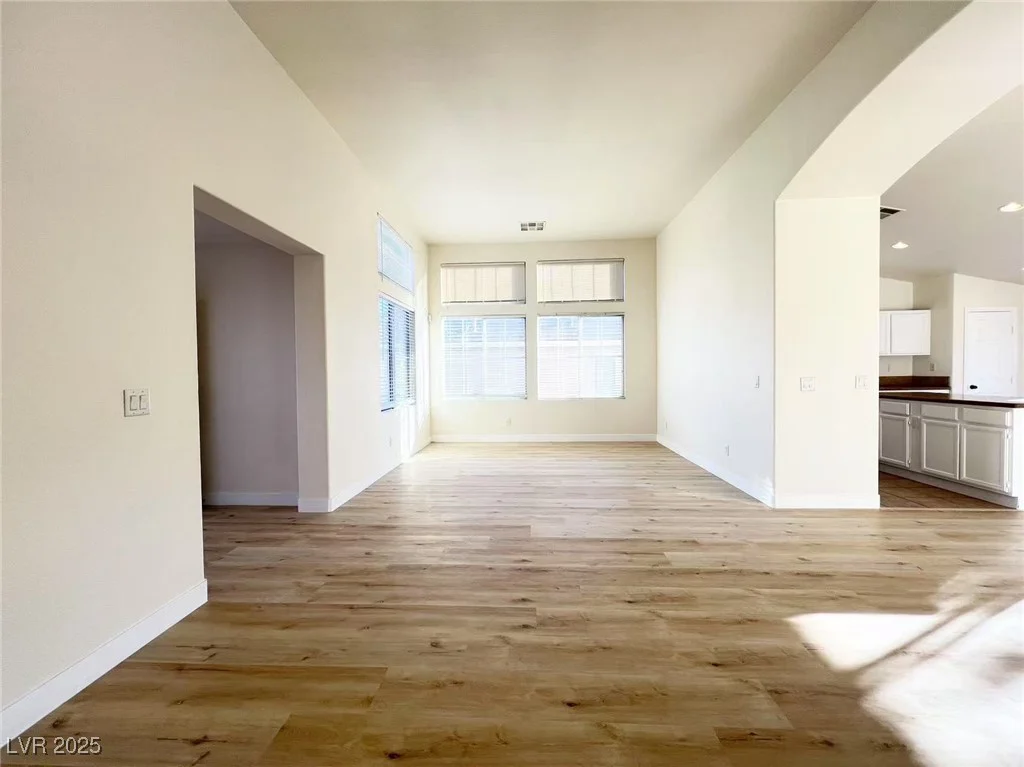 5829 Aqua Verde, North Las Vegas, NV 89031