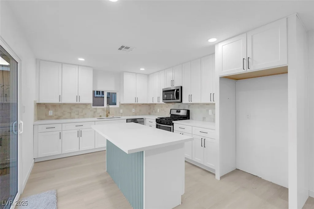 4629 Alta, Las Vegas, NV 89107