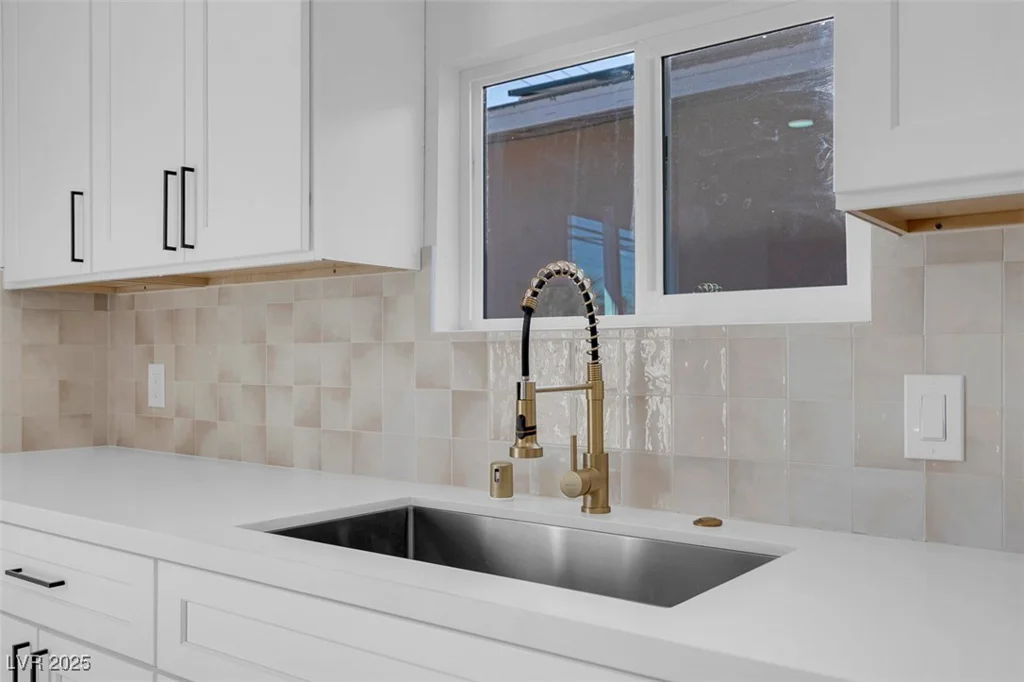4629 Alta, Las Vegas, NV 89107