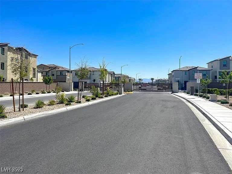 7017 Magenta Moon, North Las Vegas, NV 89086