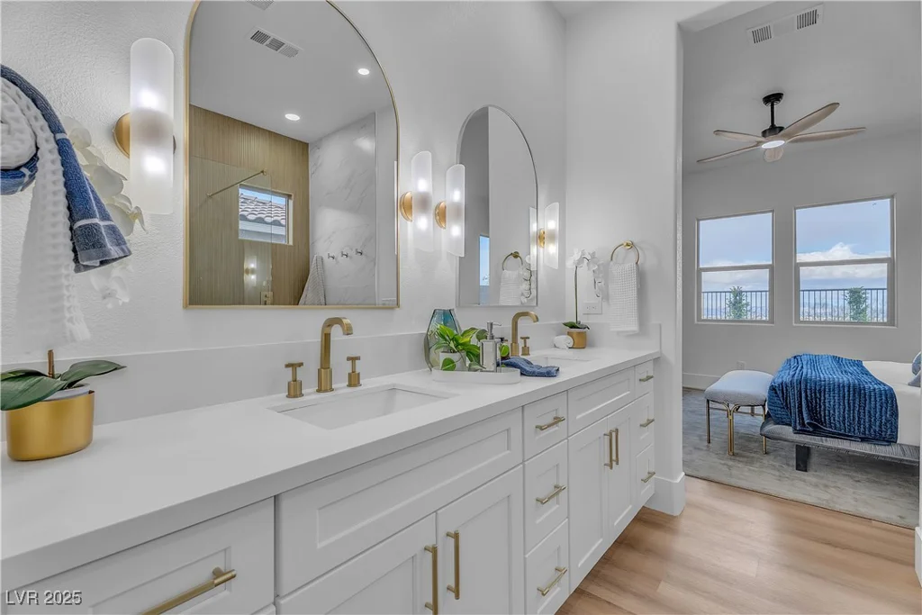 154 Nine Mile Creek, Las Vegas, NV 89138