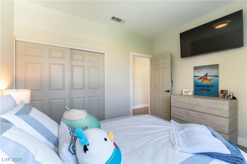 8816 Saint Pierre, Las Vegas, NV 89134