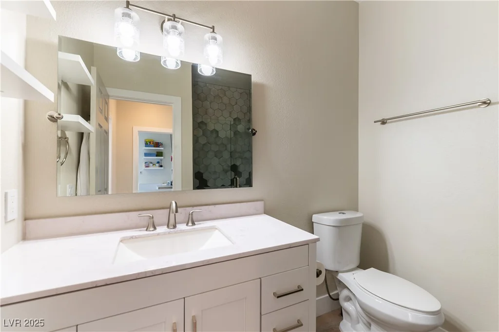 8816 Saint Pierre, Las Vegas, NV 89134