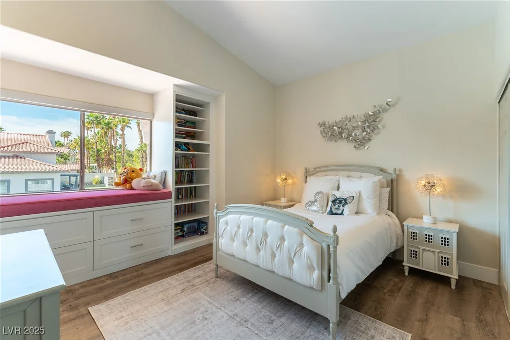 8816 Saint Pierre, Las Vegas, NV 89134