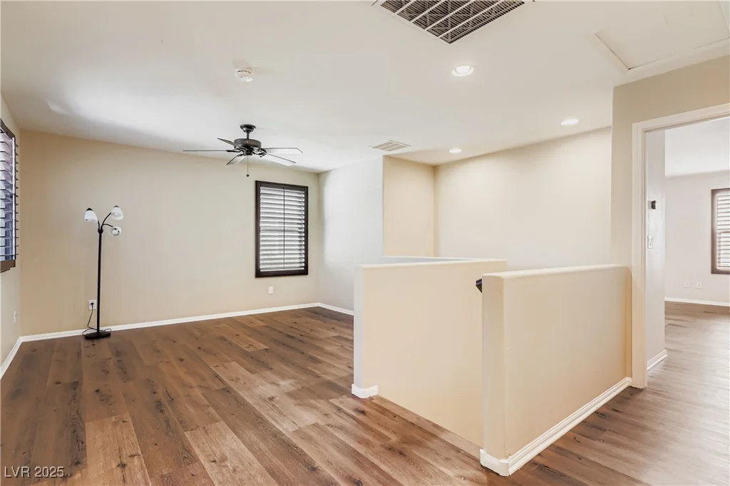 7154 Brighton Village, Las Vegas, NV 89166