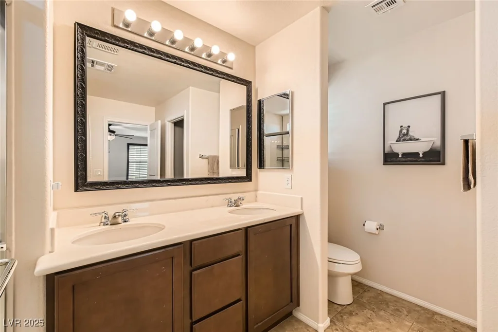 7154 Brighton Village, Las Vegas, NV 89166