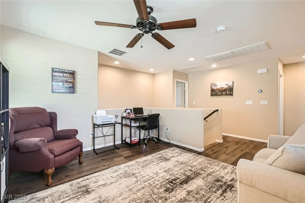 7154 Brighton Village, Las Vegas, NV 89166