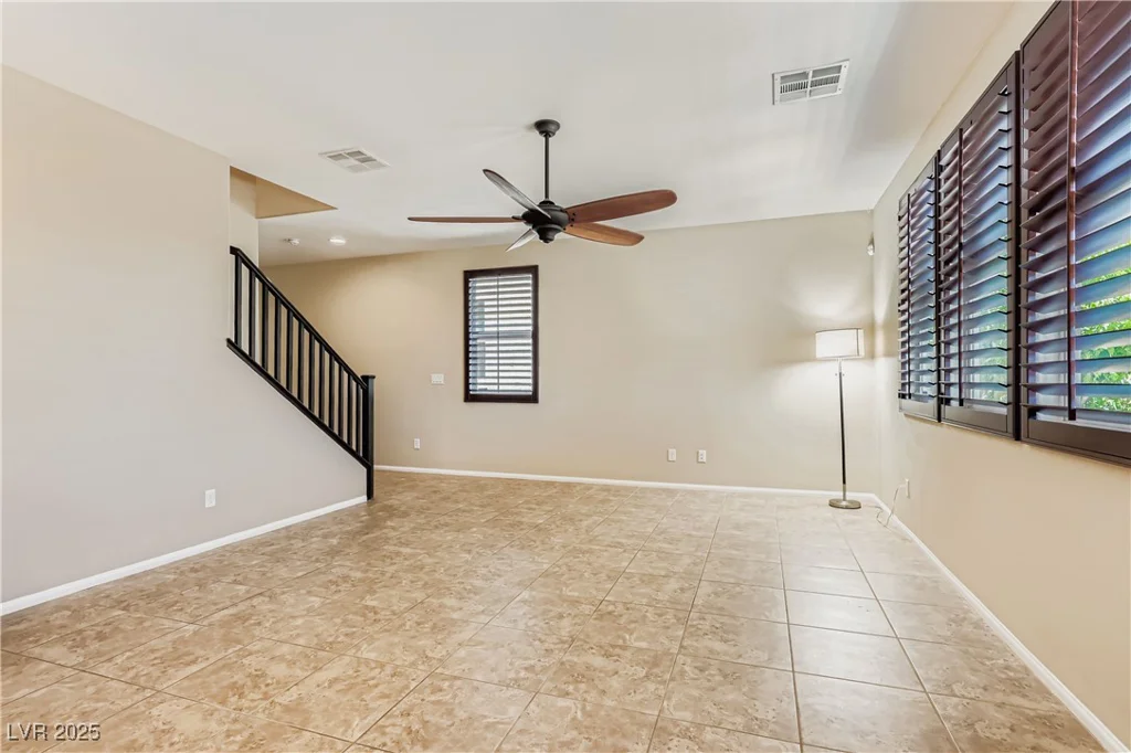 7154 Brighton Village, Las Vegas, NV 89166