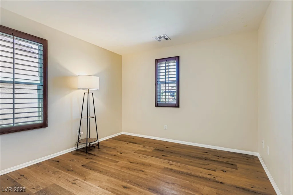 7154 Brighton Village, Las Vegas, NV 89166