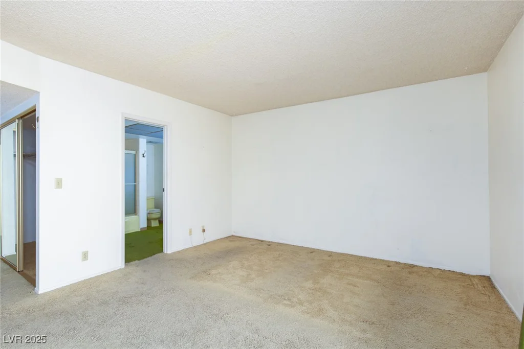 3871 Sinclair, Las Vegas, NV 89121