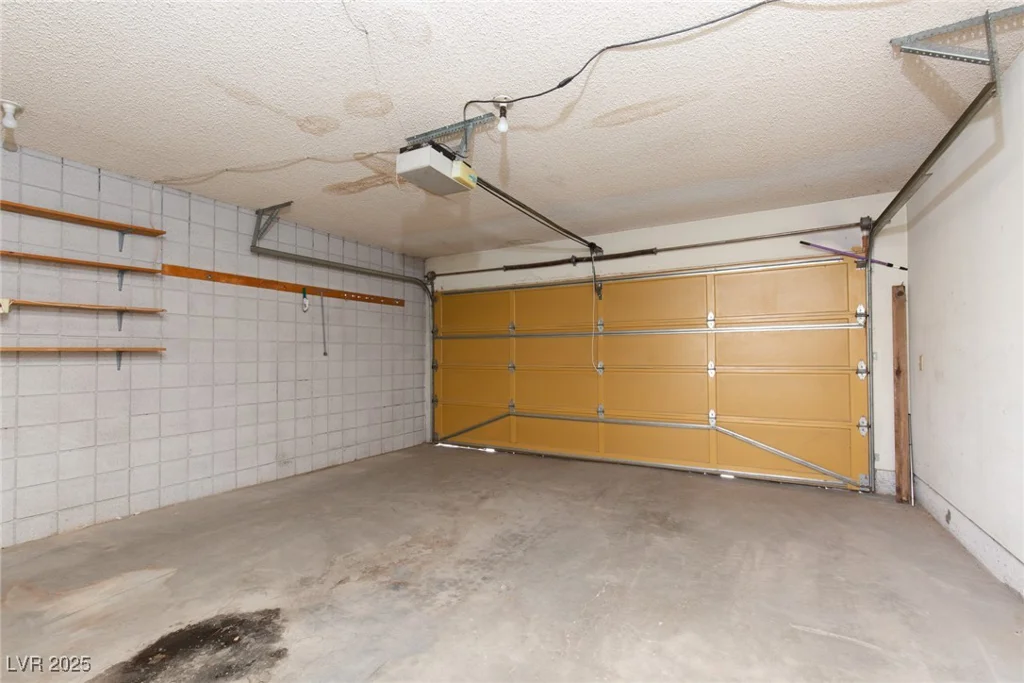 3871 Sinclair, Las Vegas, NV 89121