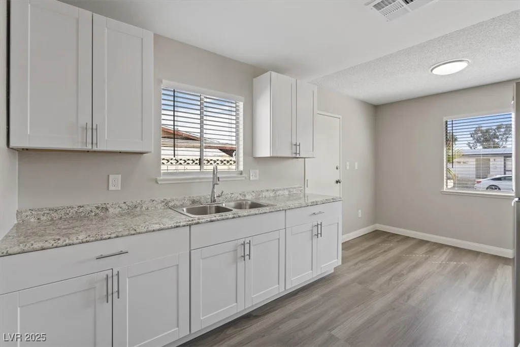 4562 Scott, Las Vegas, NV 89102