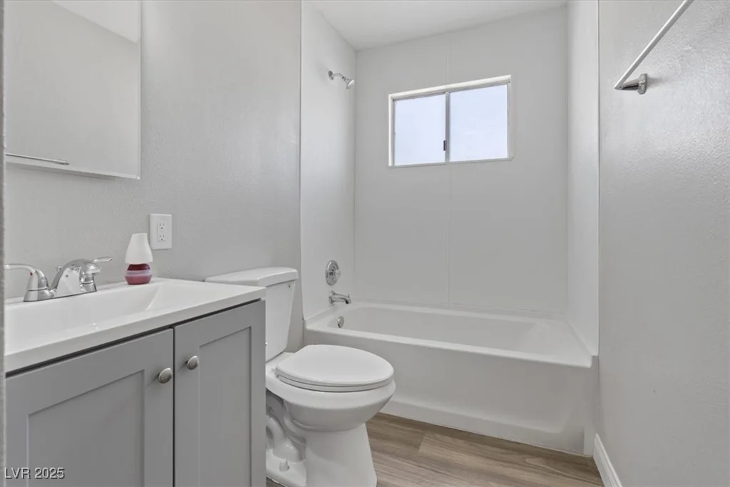 4562 Scott, Las Vegas, NV 89102