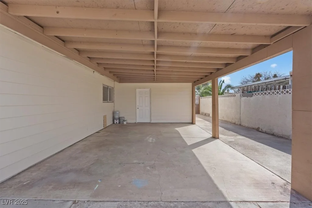 4562 Scott, Las Vegas, NV 89102