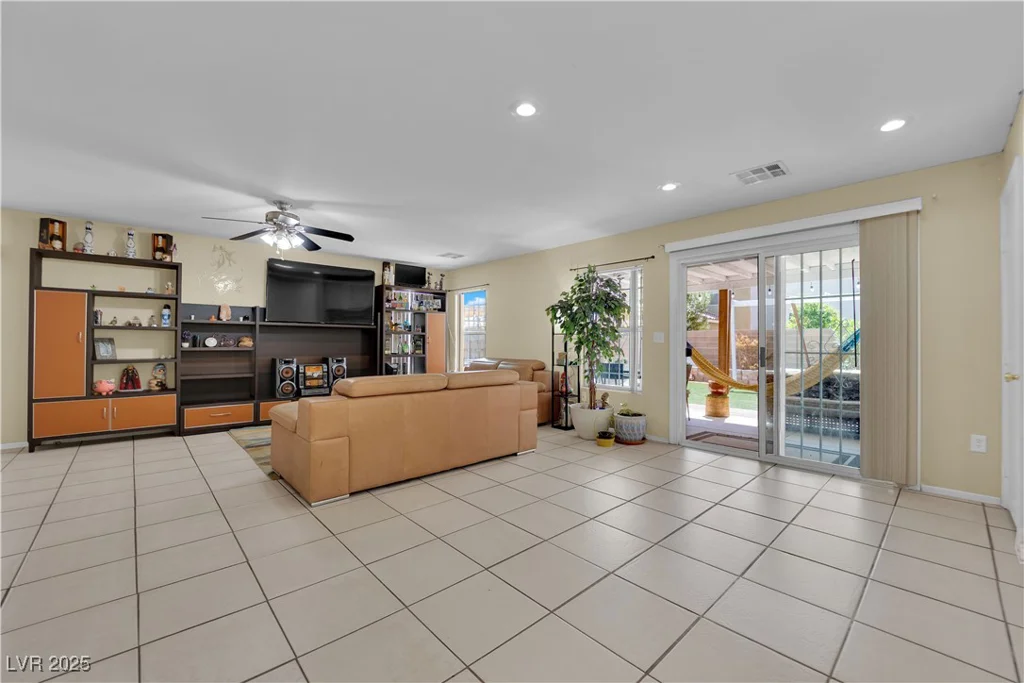 6217 Lone Cypress, Las Vegas, NV 89141
