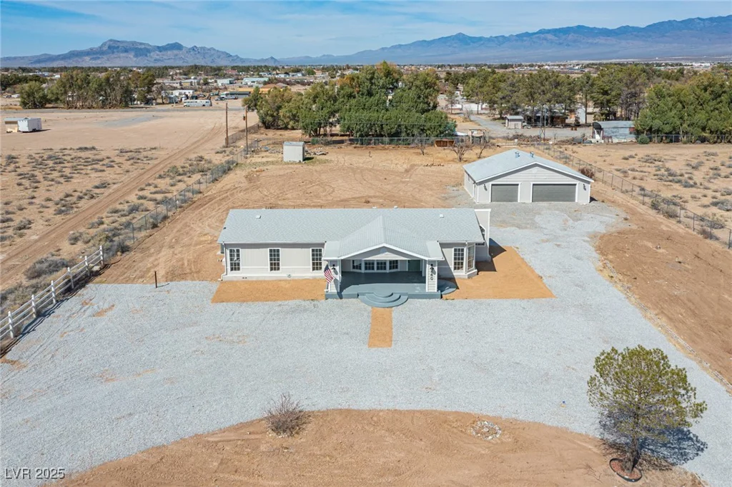 240 Hallsway, Pahrump, NV 89048