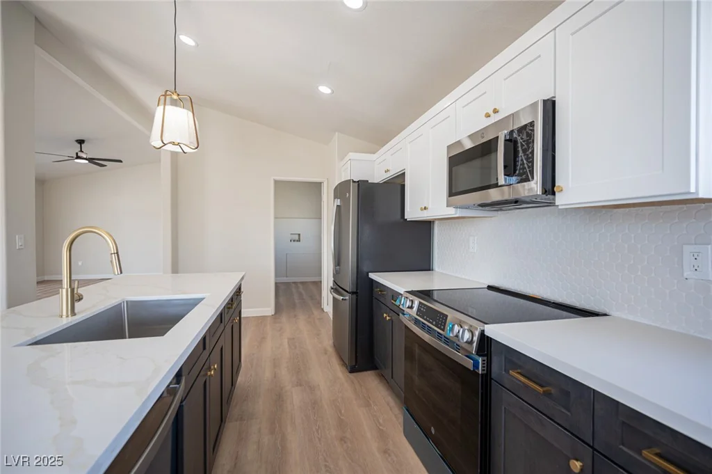 240 Hallsway, Pahrump, NV 89048