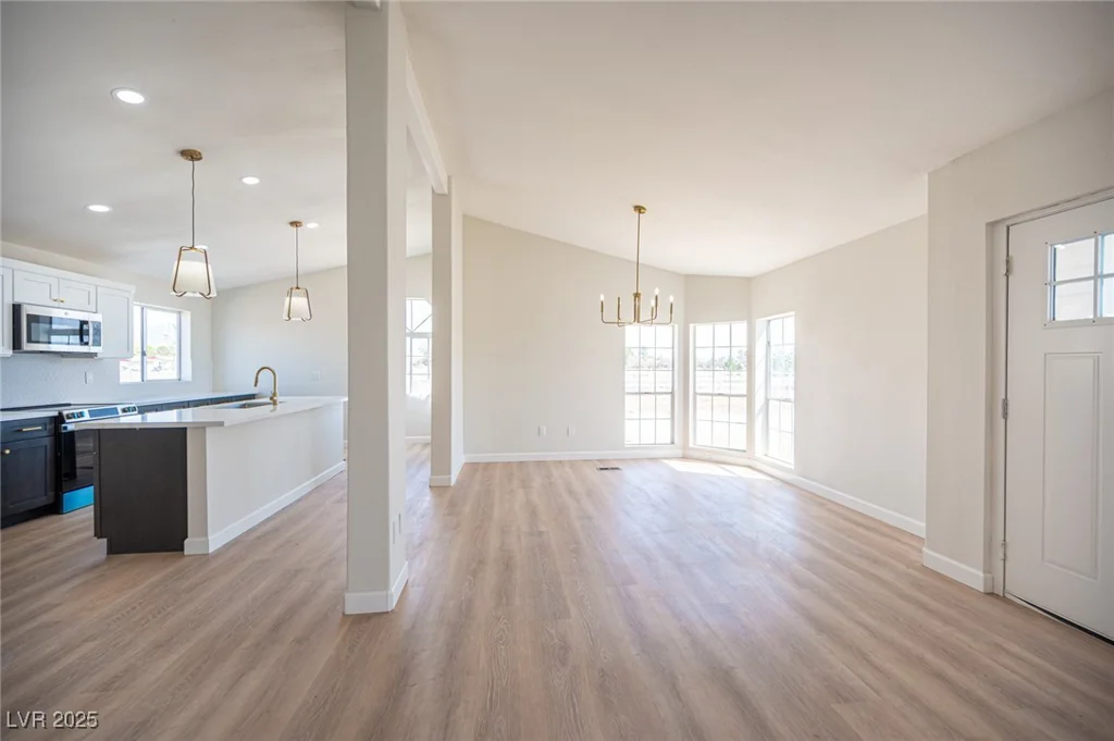 240 Hallsway, Pahrump, NV 89048
