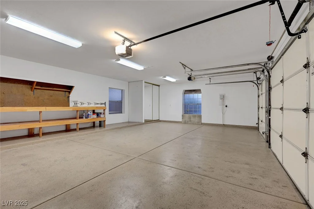 8470 Pioneer, Las Vegas, NV 89113