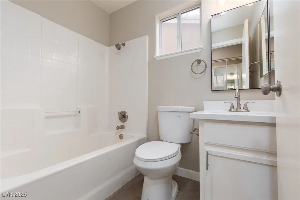 8008 Draco, Las Vegas, NV 89128