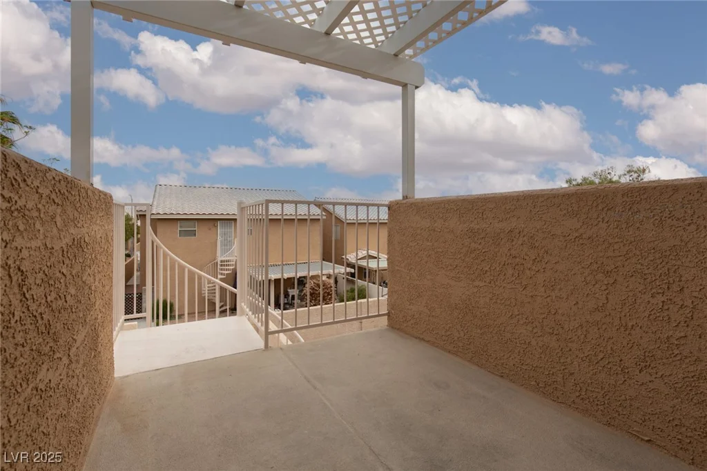 8008 Draco, Las Vegas, NV 89128