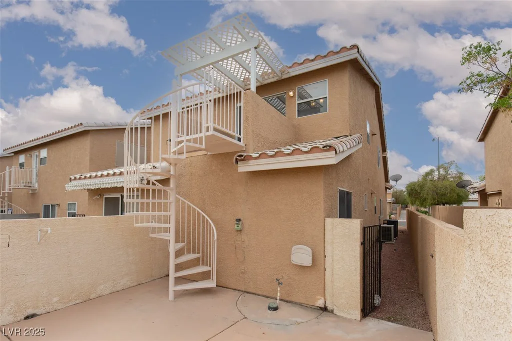 8008 Draco, Las Vegas, NV 89128