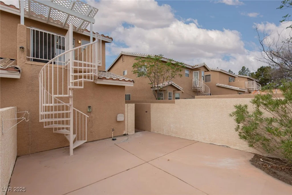 8008 Draco, Las Vegas, NV 89128