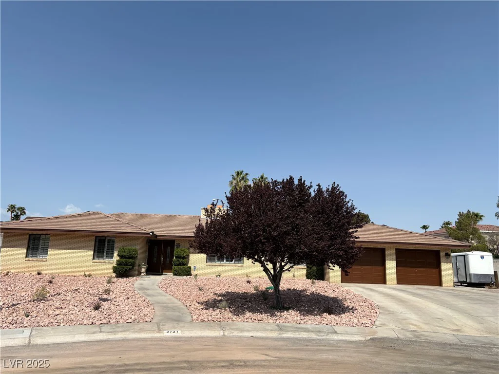 2721 Family, Las Vegas, NV 89117