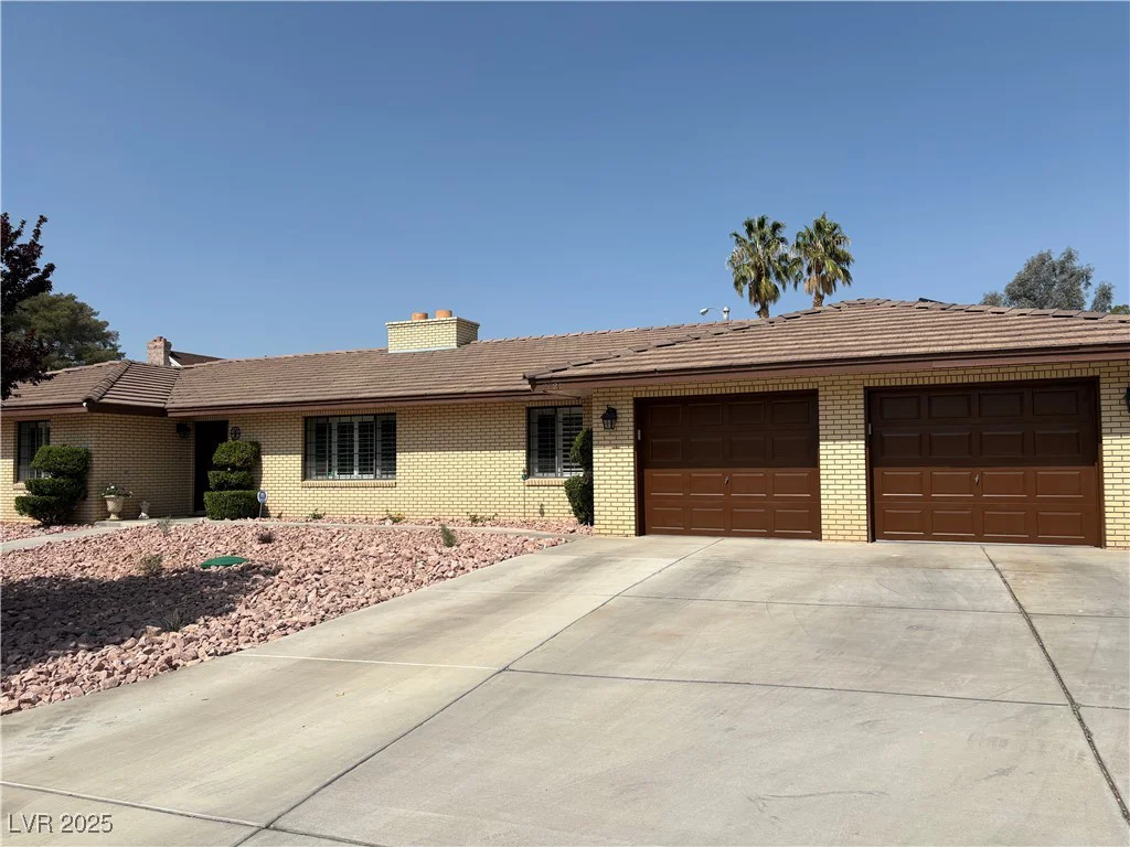 2721 Family, Las Vegas, NV 89117